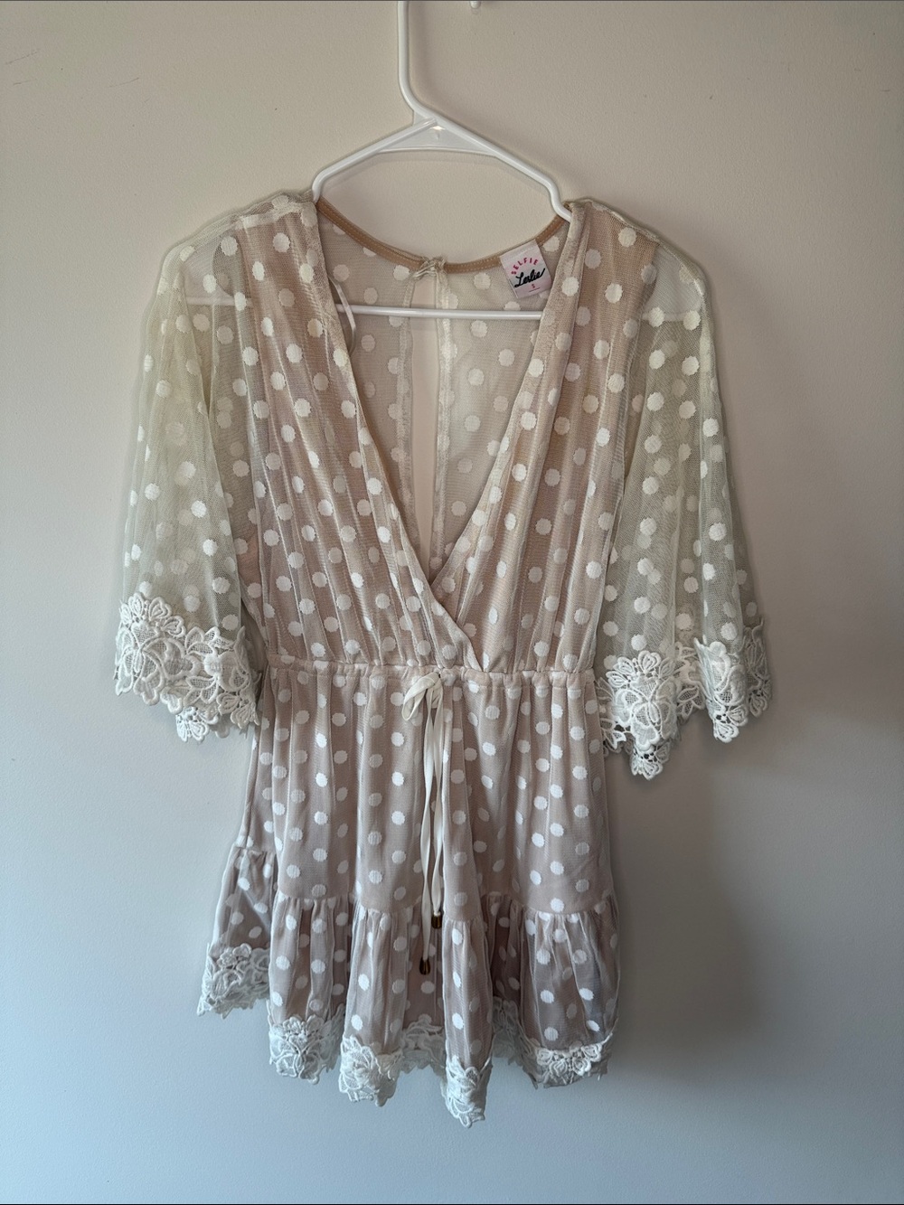 Selfie Leslie Beige Polka Dot Lace Chemise